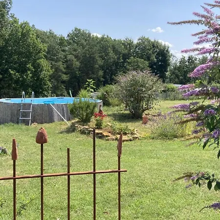 ベッド・アンド・ブレックファスト Les Orchidees - 3*